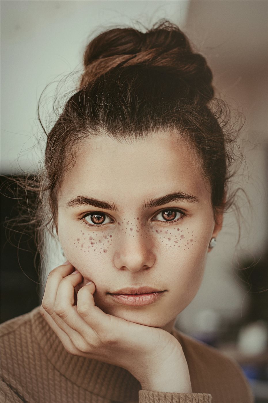 Retrato de piel sana con barrera cutánea equilibrada